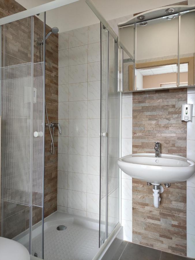 Szilas Park Motel Nagytarcsa Eksteriør billede