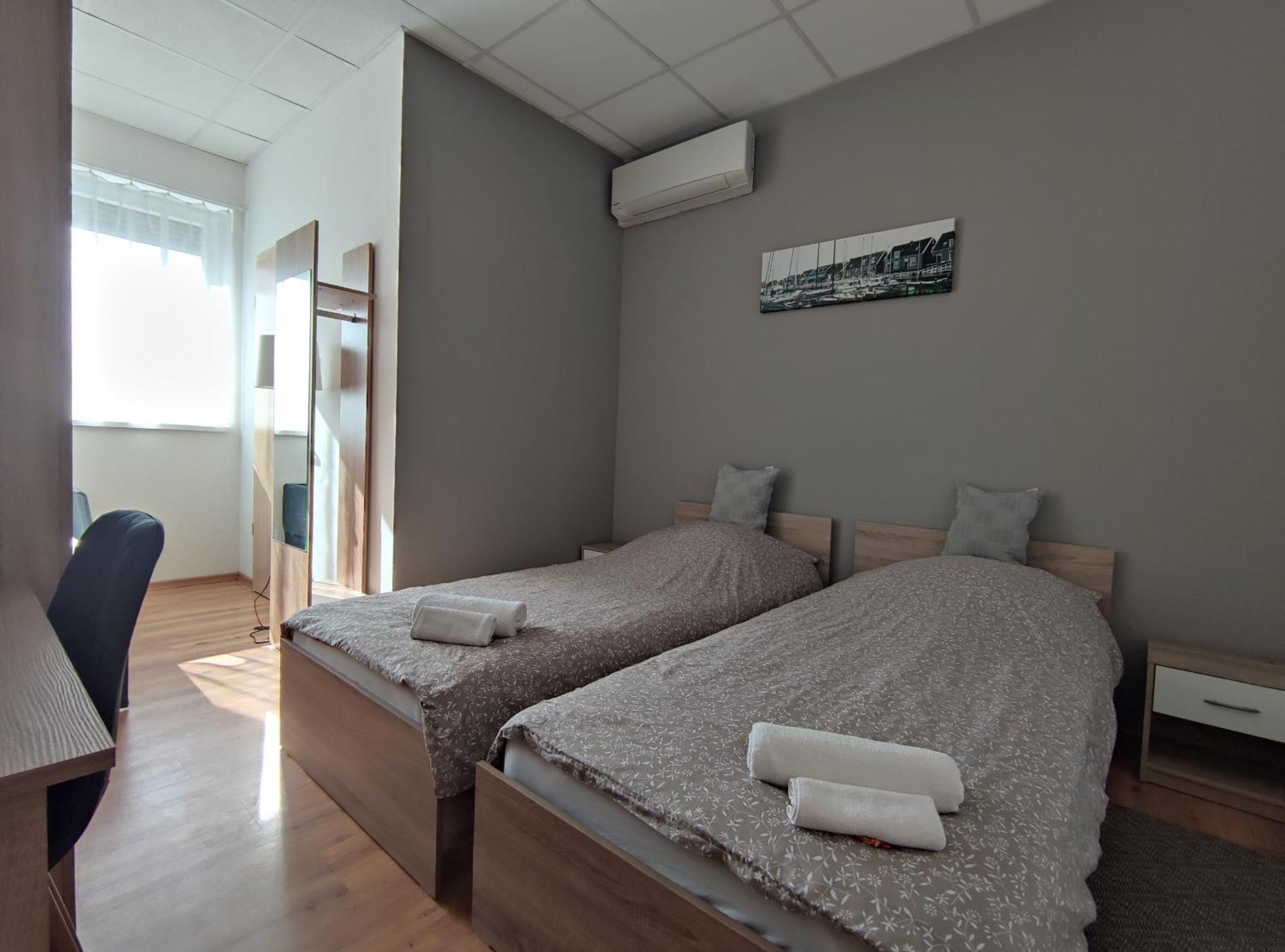 Szilas Park Motel Nagytarcsa Eksteriør billede