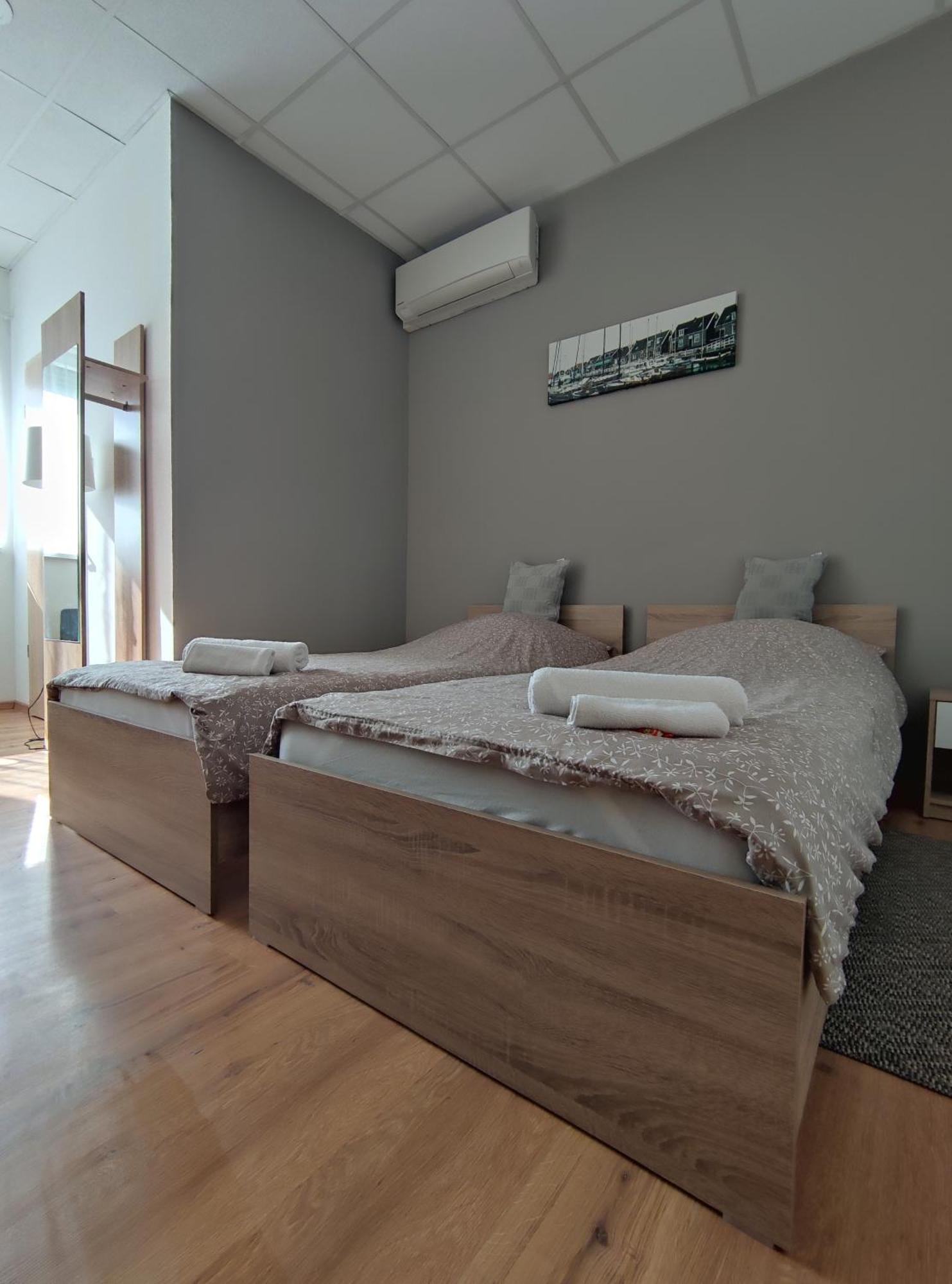 Szilas Park Motel Nagytarcsa Eksteriør billede