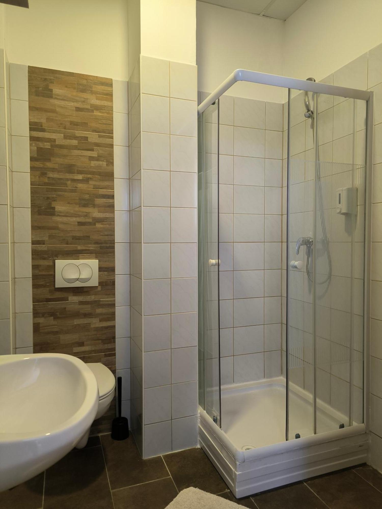 Szilas Park Motel Nagytarcsa Eksteriør billede